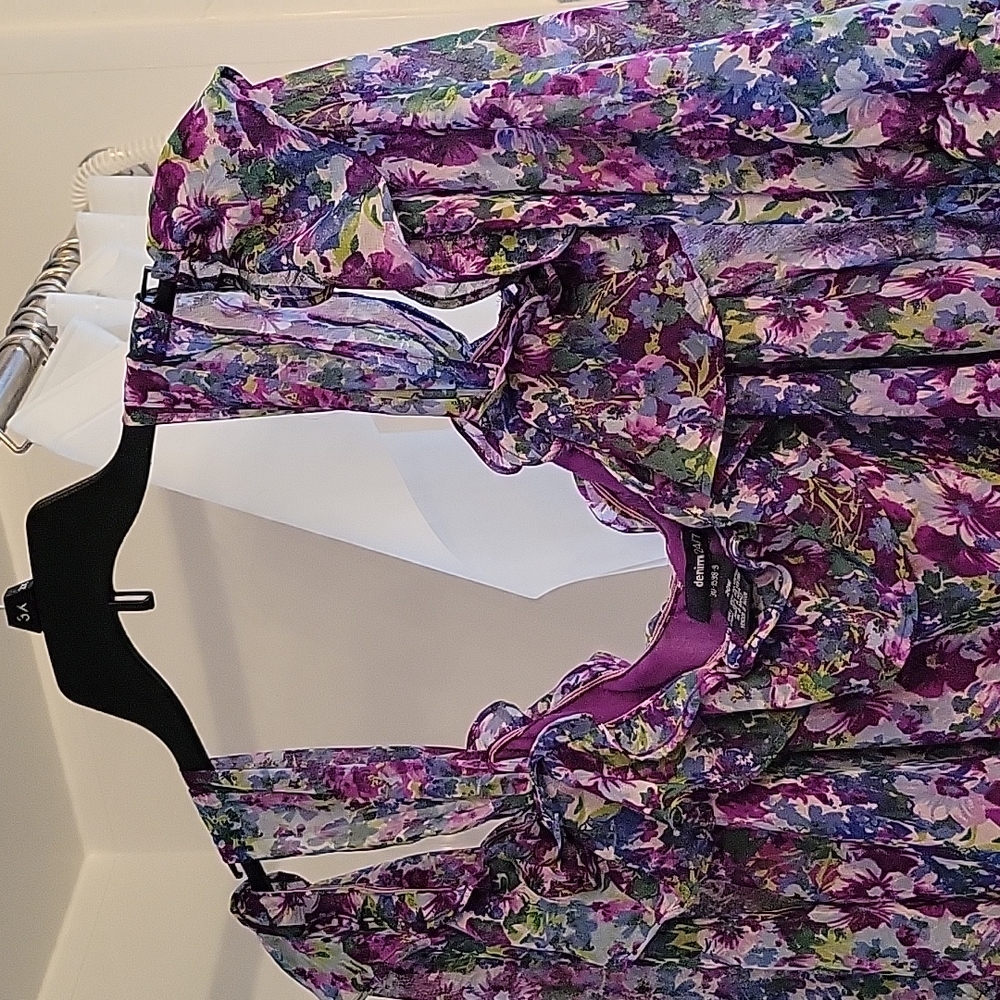 Denim 24/7 Size 20W Floral Blouse